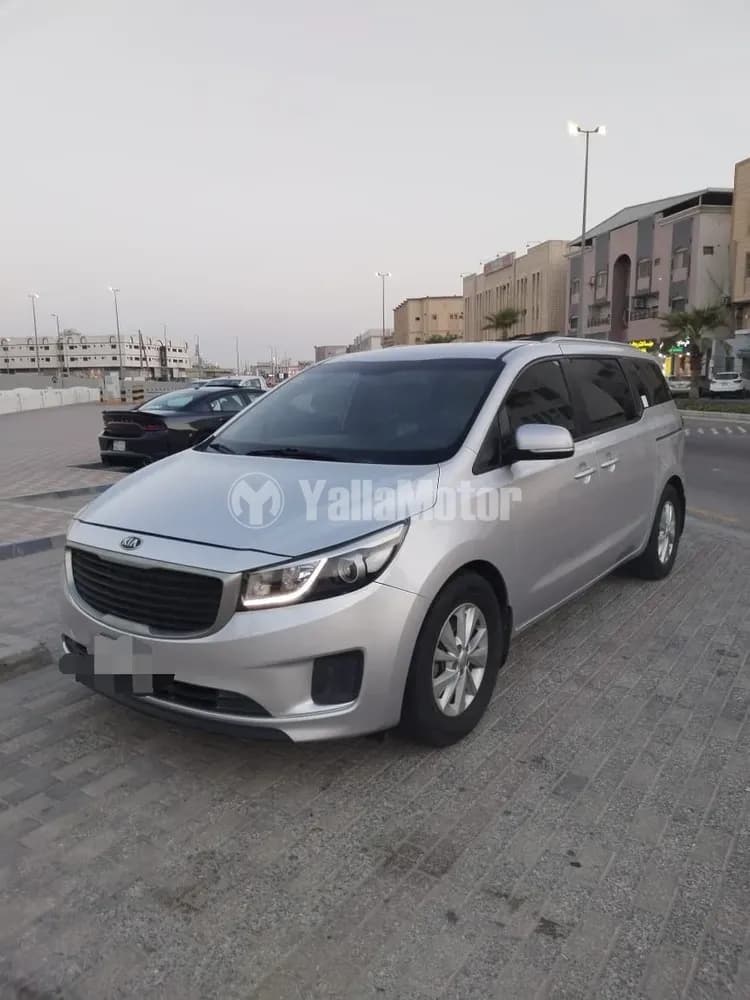 Used Kia Carnival 2016