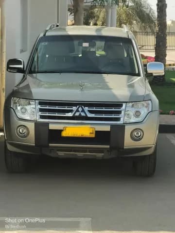 Used Mitsubishi Pajero 3.5L 5 Door 2010 Used Mitsubishi Pajero 3.5L 5 Door 2010 used_cars.forSale