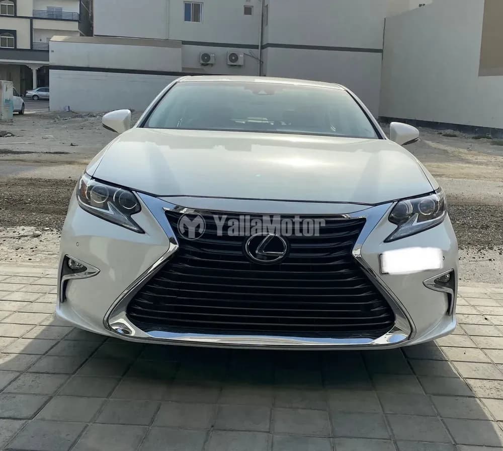 لكزس إي أس 350 4 door 3.5L 2017 مستعملة