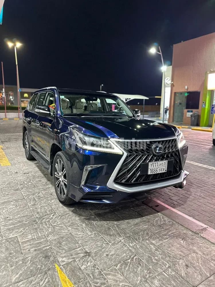 Used Lexus LX 570 2016
