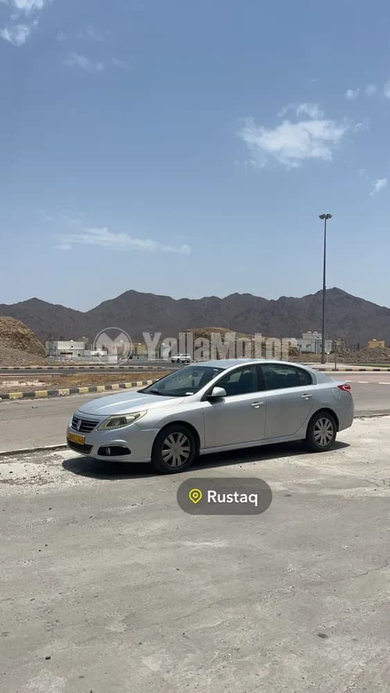 Used Renault Safrane 4 Door 2.0L 2015 Used Renault Safrane 4 Door 2.0L 2015 used_cars.forSale