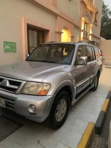ميتسوبيشي باجيرو 3.0L GL 5 Door 2005 مستعملة ميتسوبيشي باجيرو 3.0L GL 5 Door 2005 مستعملة used_cars.forSale