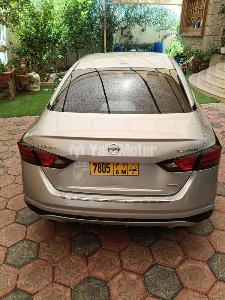 Used Nissan Altima 2.0 Turbo SV 2020