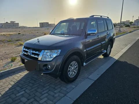 مستعملة ميتسوبيشي باجيرو 3.5L 5 Door Full 2014 مستعملة ميتسوبيشي باجيرو 3.5L 5 Door Full 2014 used_cars.forSale