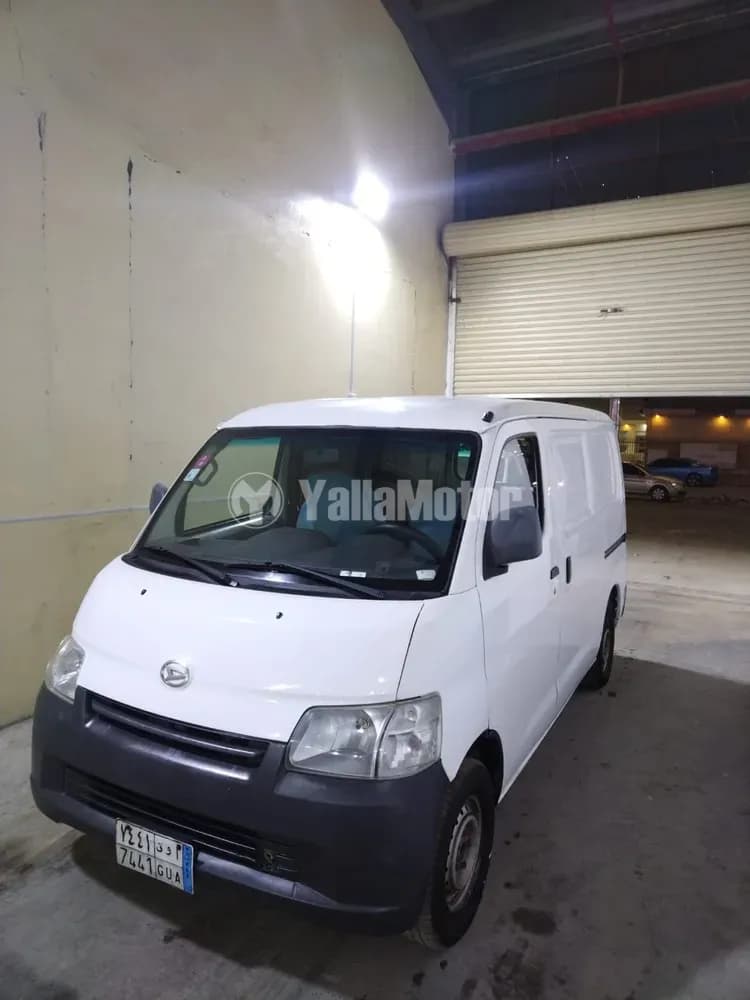 Used Daihatsu Gran Max Class Van 2014