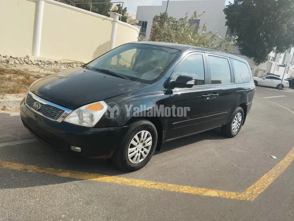Used Kia Carnival 3.5 EX 2013