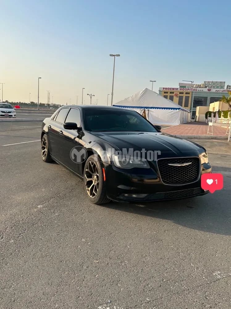 كرايسلر 300 سي 3.6L Limited 2016 مستعملة