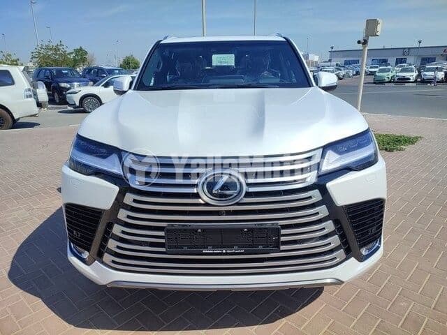 New Lexus LX 600 Signature AWD (7-Seats) 2023