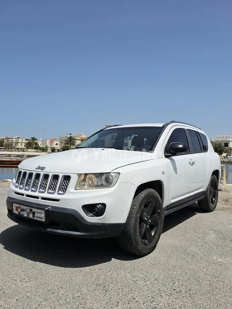 مستعملة جيب كومباس 2.4L Limited 4x4 2017