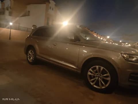 أودي كيو7 2017 مستعملة أودي كيو7 2017 مستعملة used_cars.forSale