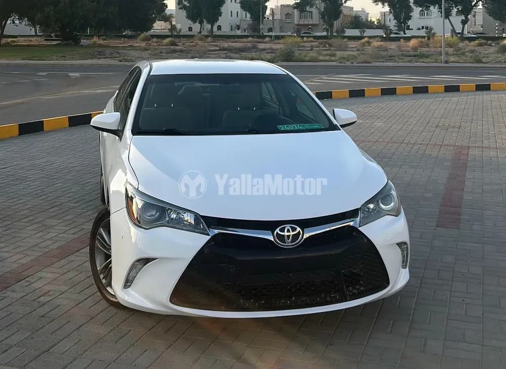 تويوتا كامري 2.5L SE 2015 مستعملة