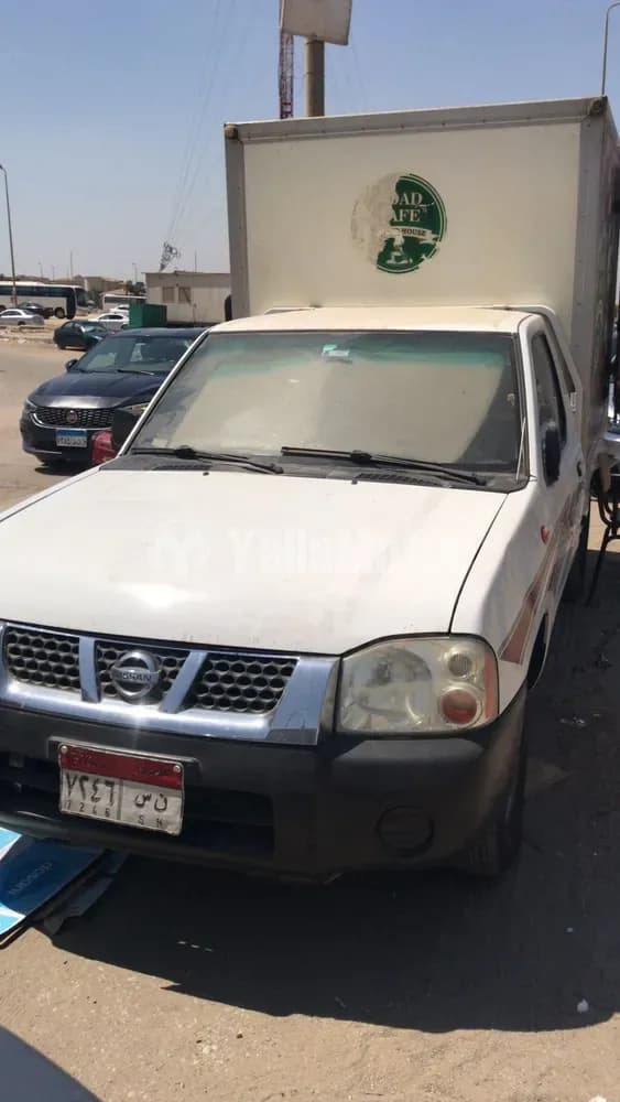 Used Nissan Pickup 2012