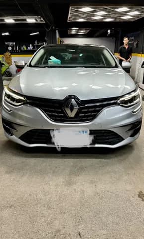 Used Renault Megane 1.3T Signature A/T 2022 Used Renault Megane 1.3T Signature A/T 2022 used_cars.forSale