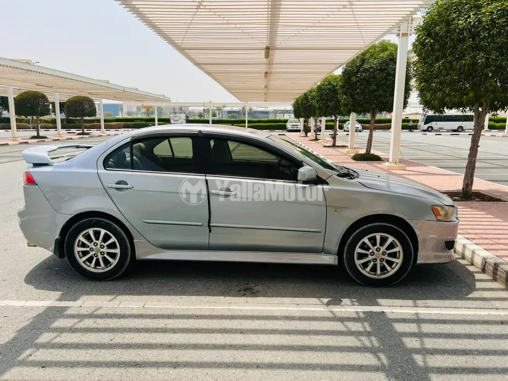 ميتسوبيشي لانسر إي اكس 2.0L GLS 2011 مستعملة
