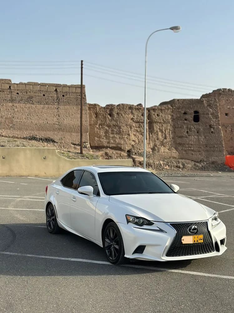 Used Lexus IS 200t Premiere 2016