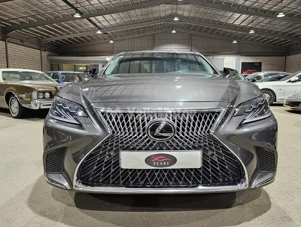Used Lexus IS 350 2018