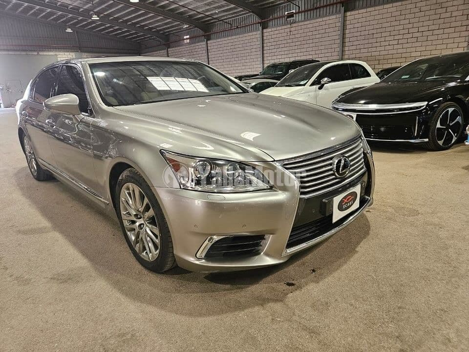 Used Lexus LS 2016
