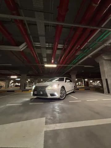 Used Lexus LS460 2017 Used Lexus LS460 2017 used_cars.forSale