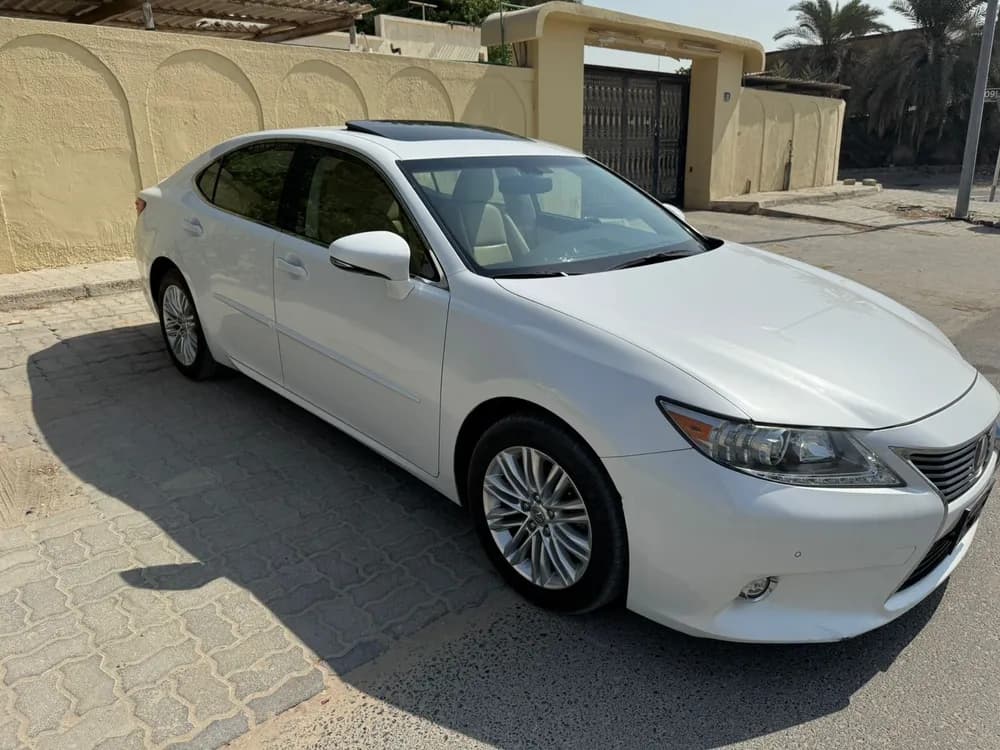 Used Lexus ES 350 4 door 3.5L 2014