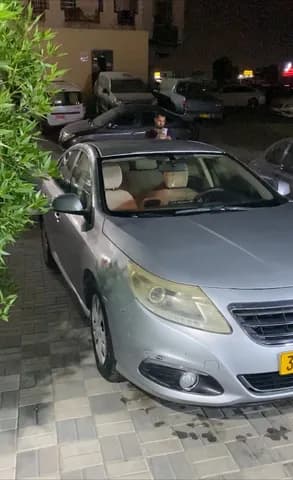 Used Renault Safrane 2.0L PE 2015 للبيع Used Renault Safrane 2.0L PE 2015 للبيع used_cars.forSale