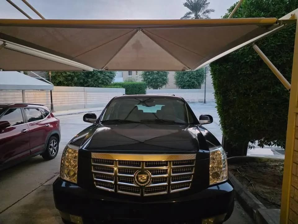 Used Cadillac ESCALADE 2011