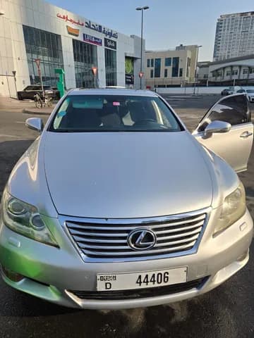 لكزس أل أس 460 4 door 4.6L SWB 2011 مستعملة لكزس أل أس 460 4 door 4.6L SWB 2011 مستعملة used_cars.forSale