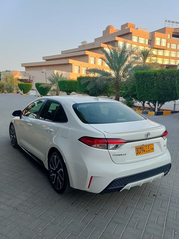 تويوتا كورولا 2.0 L SE 2020 مستعملة