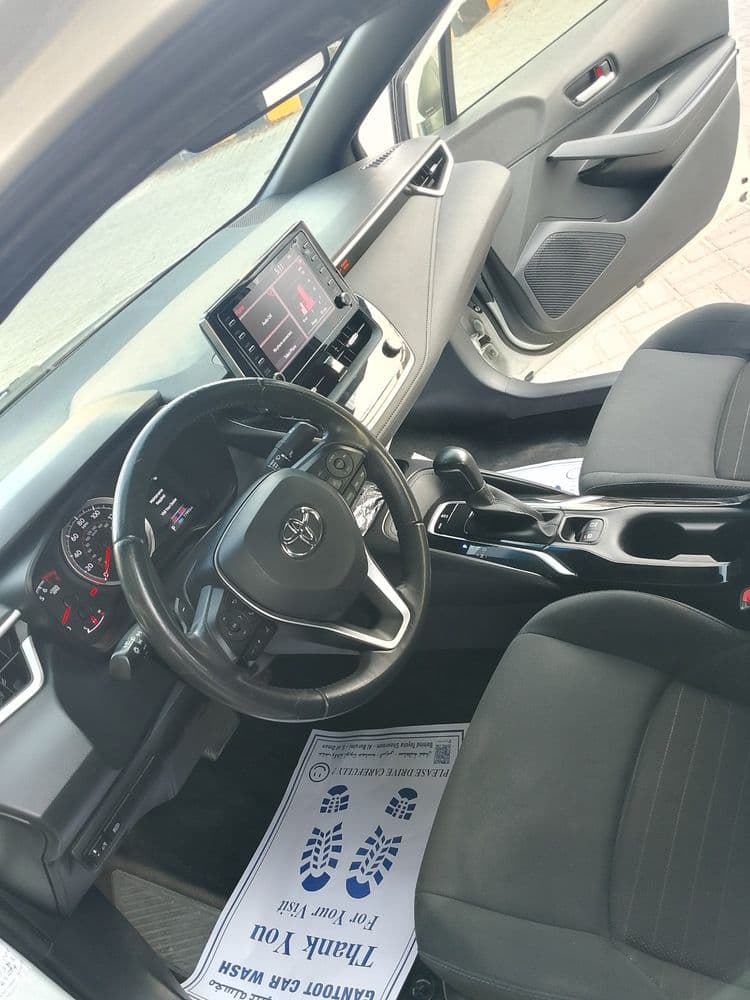 تويوتا كورولا 2.0 L SE 2020 مستعملة