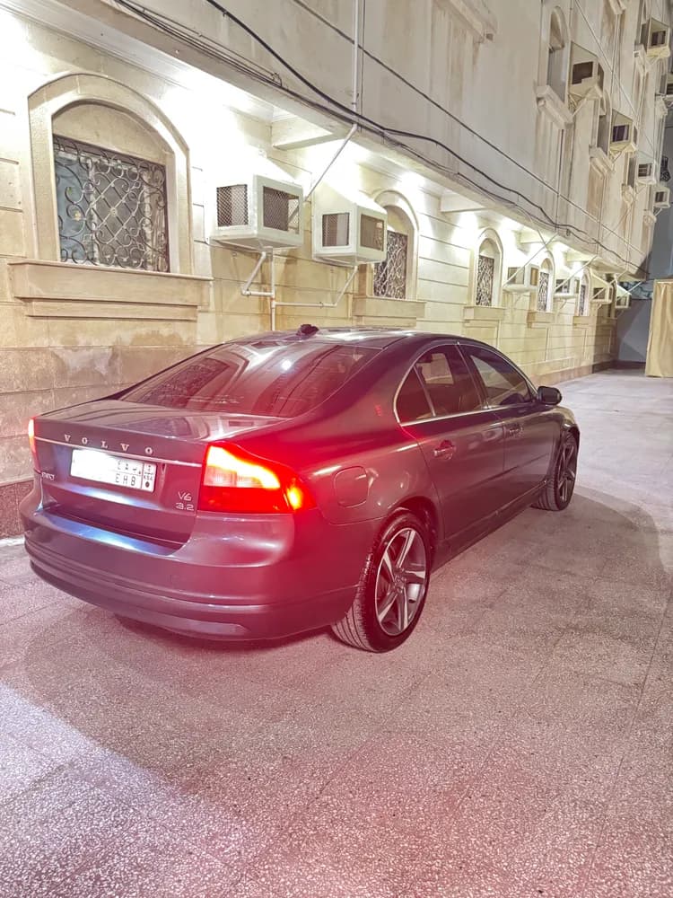Used Volvo S80 2008