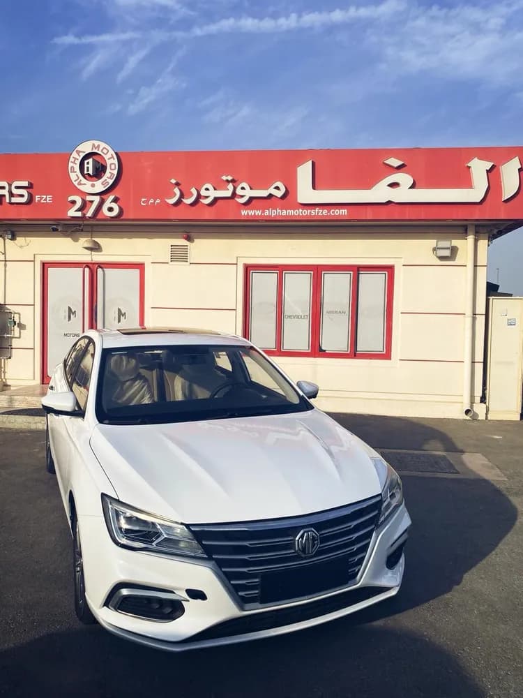 New MG 5 1.5L LUX 2023