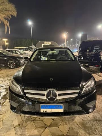 Used Mercedes-Benz C-Class C 200 2019 Used Mercedes-Benz C-Class C 200 2019 used_cars.forSale