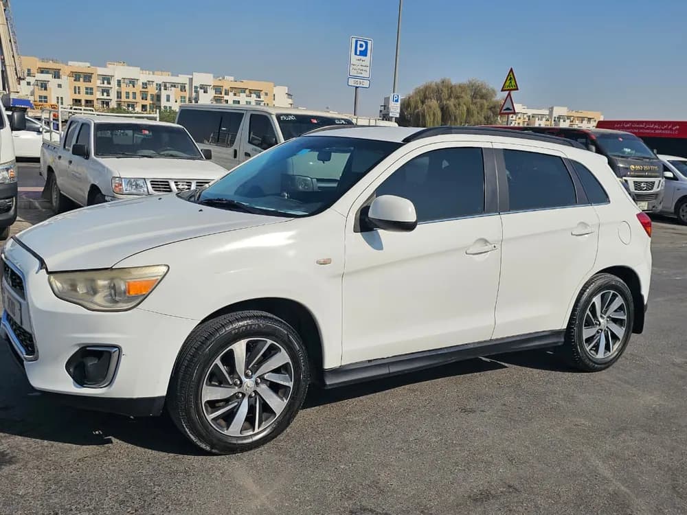 ميتسوبيشي إي إس إكس 2.0L GLX 4WD Full Option 2015 مستعملة
