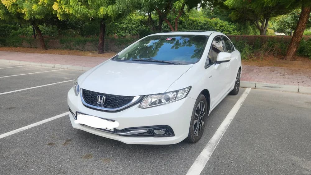 Used Honda Civic 4 door EXi 2015