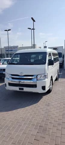 تويوتا هايس Mid Roof Van 2014 مستعملة تويوتا هايس Mid Roof Van 2014 مستعملة used_cars.forSale