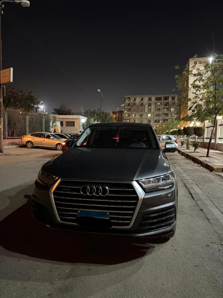 Used Audi Q7 45 TFSI S-Line Quattro 252 HP 2019