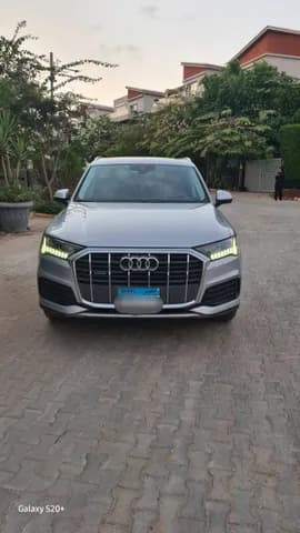 أودي كيو7 40 TFSI CS quattro 252 HP 2022 مستعملة أودي كيو7 40 TFSI CS quattro 252 HP 2022 مستعملة used_cars.forSale