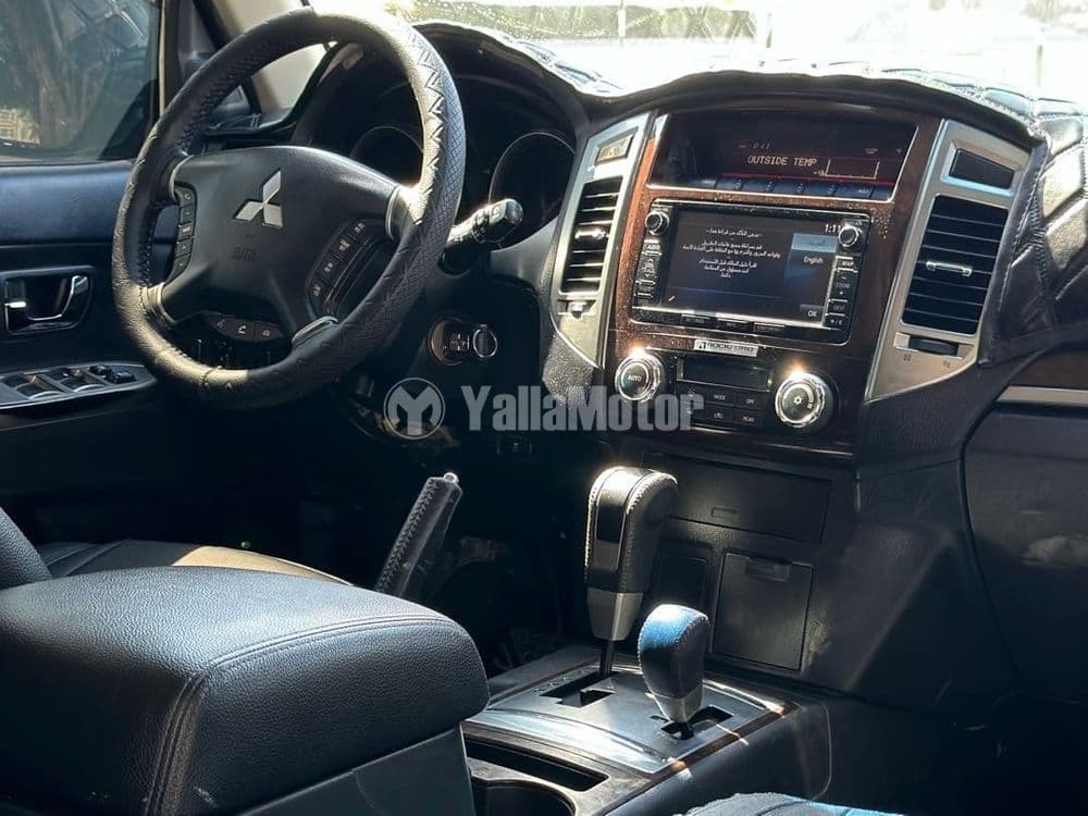 Used Mitsubishi Pajero 3.8L 5 Door Signature Edition 2016