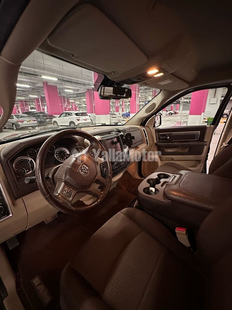 Used Dodge RAM 1500 SLT CREW 2017