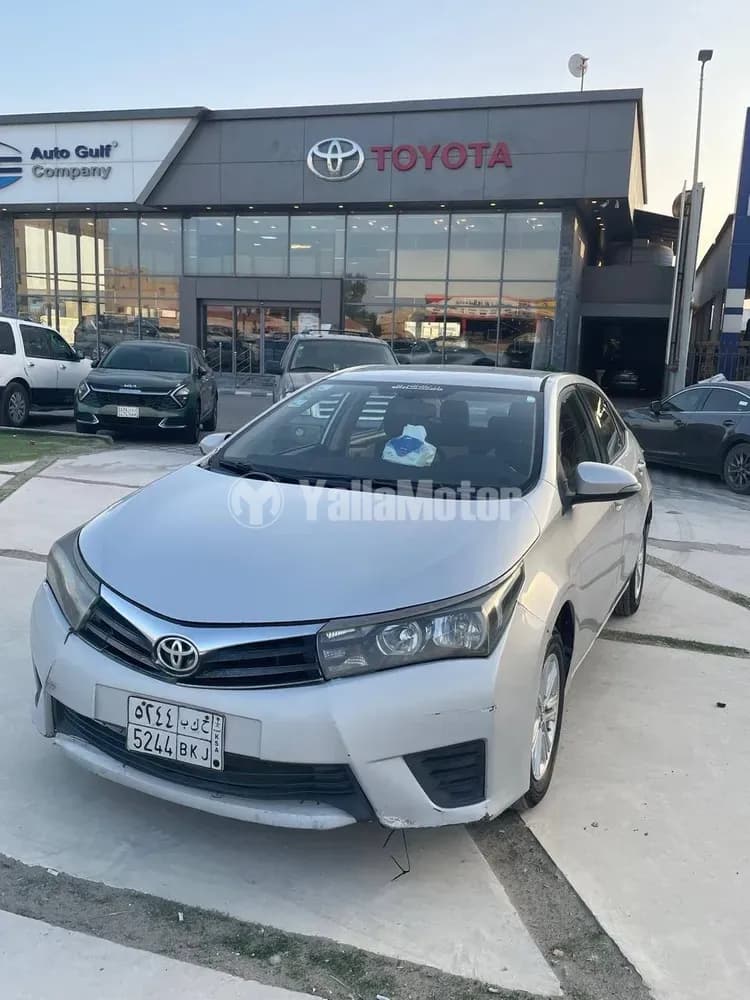 Used Toyota Corolla 2015