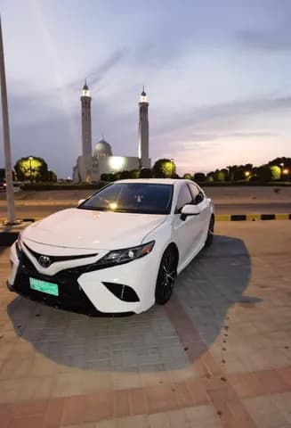 Used Toyota Camry 2.5L SE (204 HP) 2020