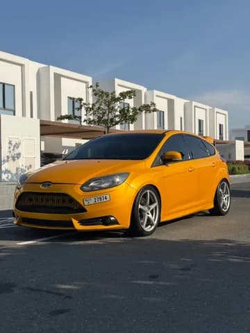 Used Ford Focus 2.0L ST 2014 Used Ford Focus 2.0L ST 2014 used_cars.forSale