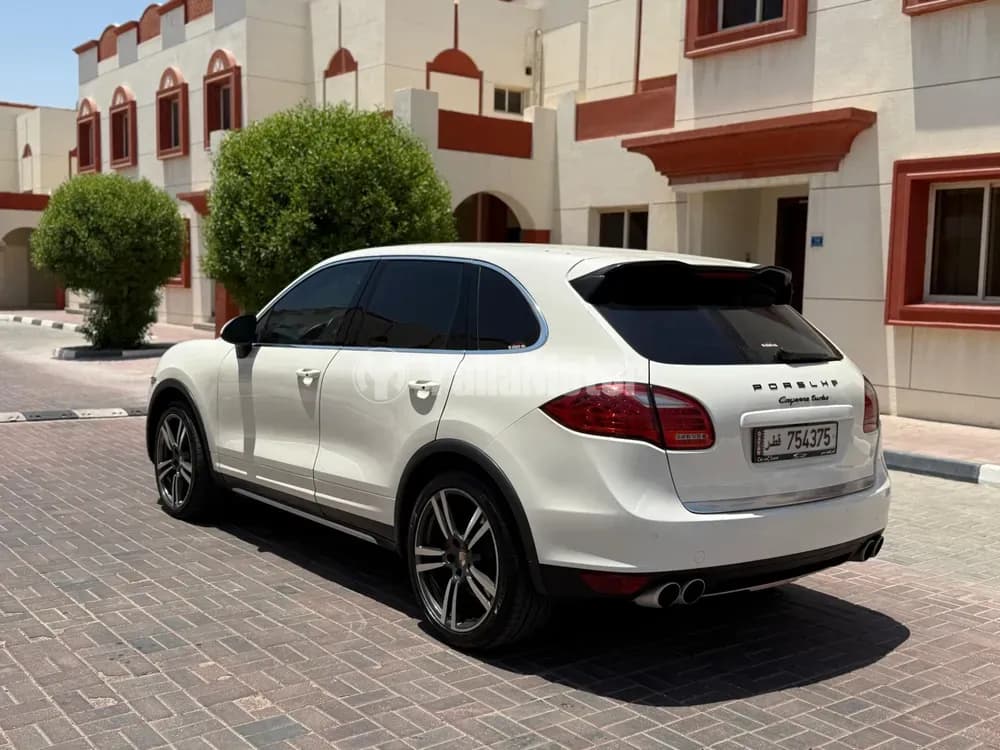Used Porsche Cayenne Turbo 2011