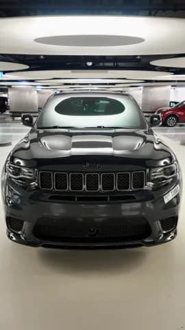 Used Jeep Grand Cherokee 6.2L Trackhawk 707 HP 2018 Used Jeep Grand Cherokee 6.2L Trackhawk 707 HP 2018 used_cars.forSale