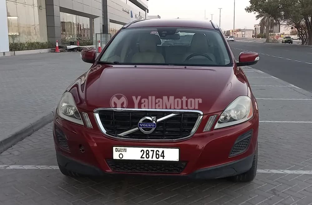 مستعملة فولفو اكس سي60 2.0T T5 AWD R Design 2012