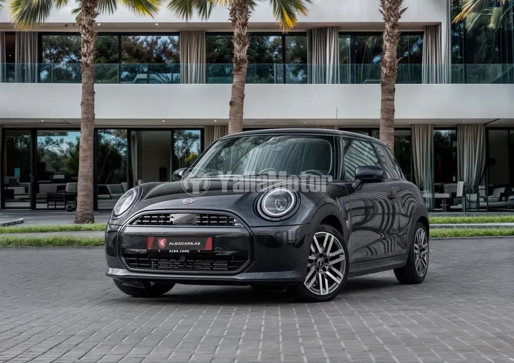 ميني Cooper 2025 مستعملة