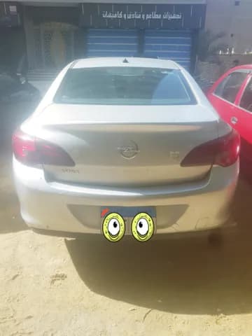 Used Opel Astra 2013 Used Opel Astra 2013 used_cars.forSale