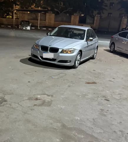 بي إم دبليو الفئة الثالثة - سيدان 316i 2010 مستعملة بي إم دبليو الفئة الثالثة - سيدان 316i 2010 مستعملة used_cars.forSale