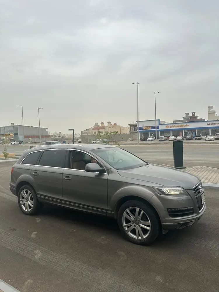 أودي كيو7 45 TFSI S-line quattro 333 HP 2014 مستعملة