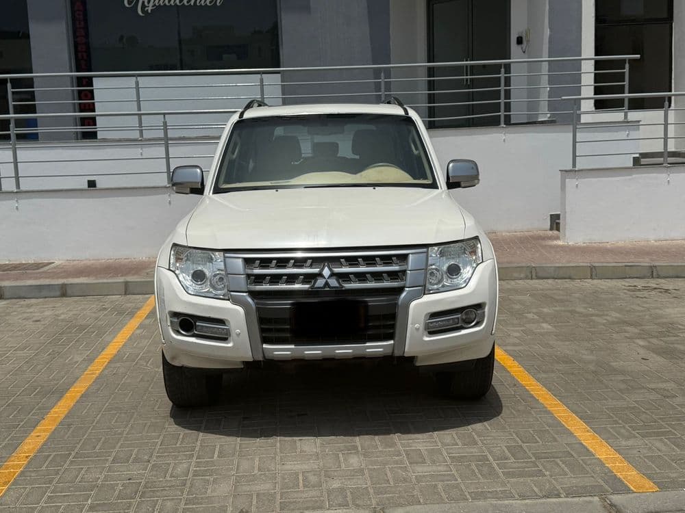 Used Mitsubishi Pajero GLS V6 2018