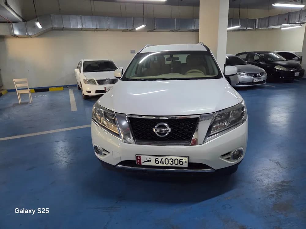 Used Nissan Pathfinder 3.5L SV 4WD 2014